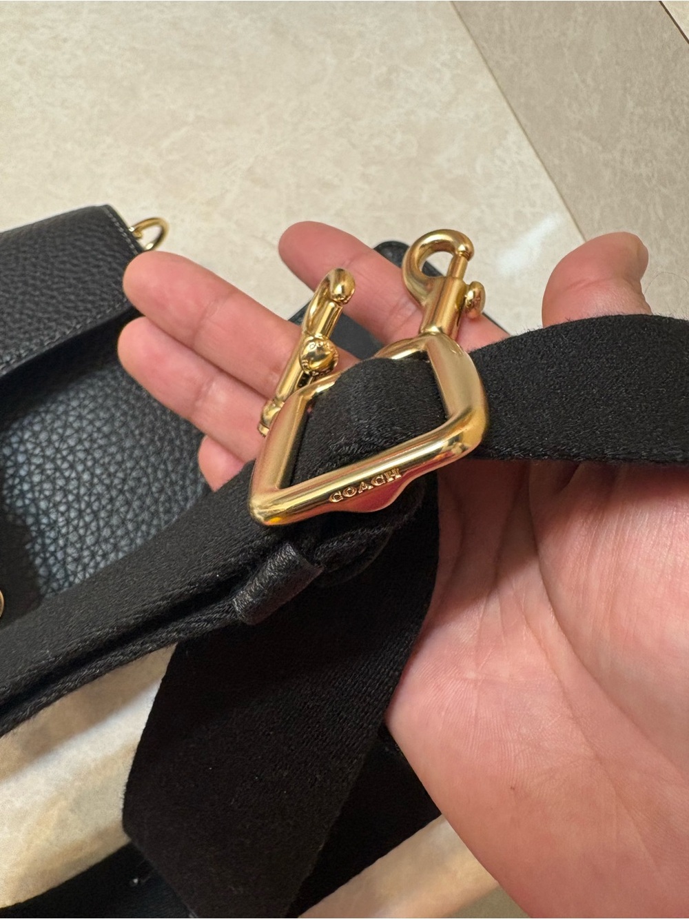 Coach Black Pebbled Leather Crossbody Bag with Coin Pouch - Picture 8 of 9